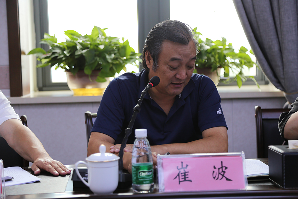 省农业科学院党委书记梁慧珍,郑州师范学院教授崔波分别就项目合作